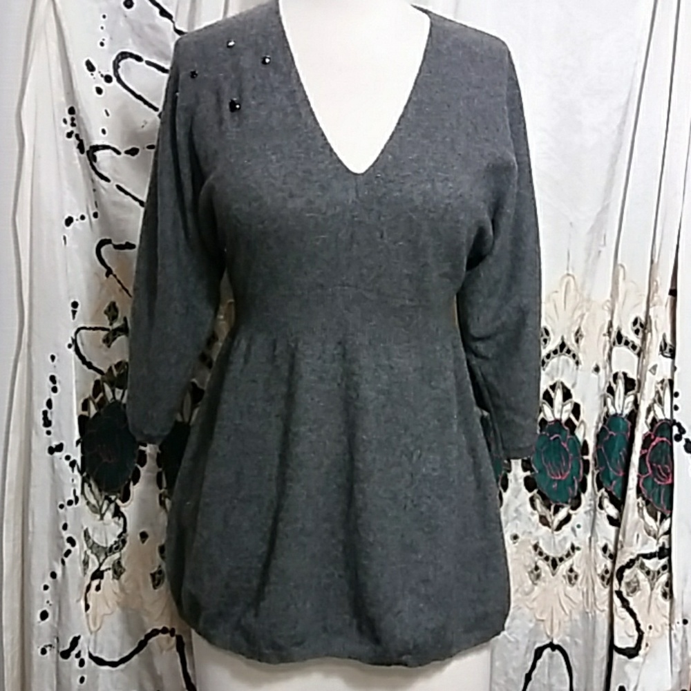 Wendy B Gray cashmere sweater black rhinestones
